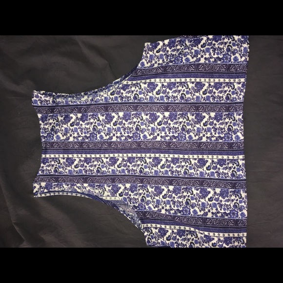 DIVIDED - Picture 2 of 3